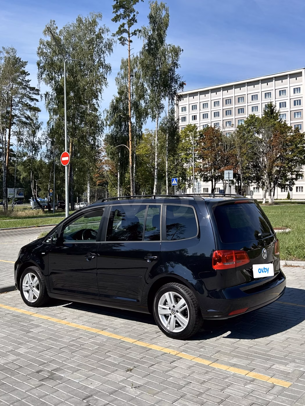 Volkswagen Touran фото 2