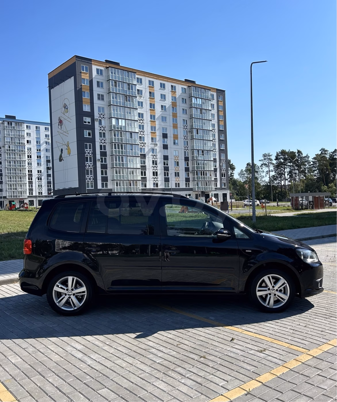 Volkswagen Touran фото 5
