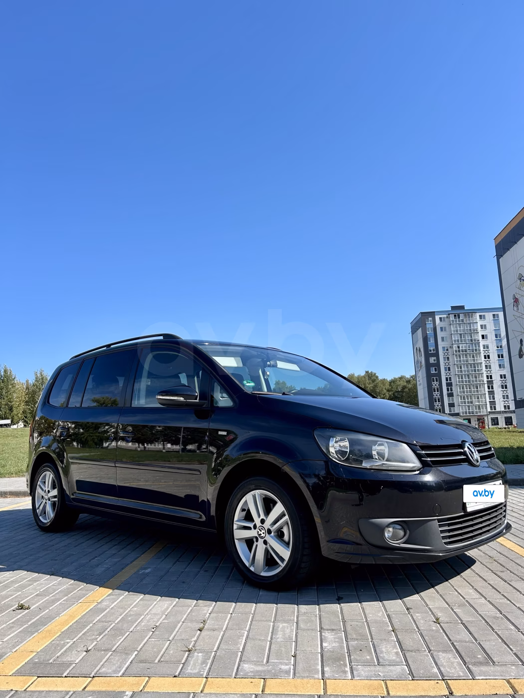 Volkswagen Touran фото 6