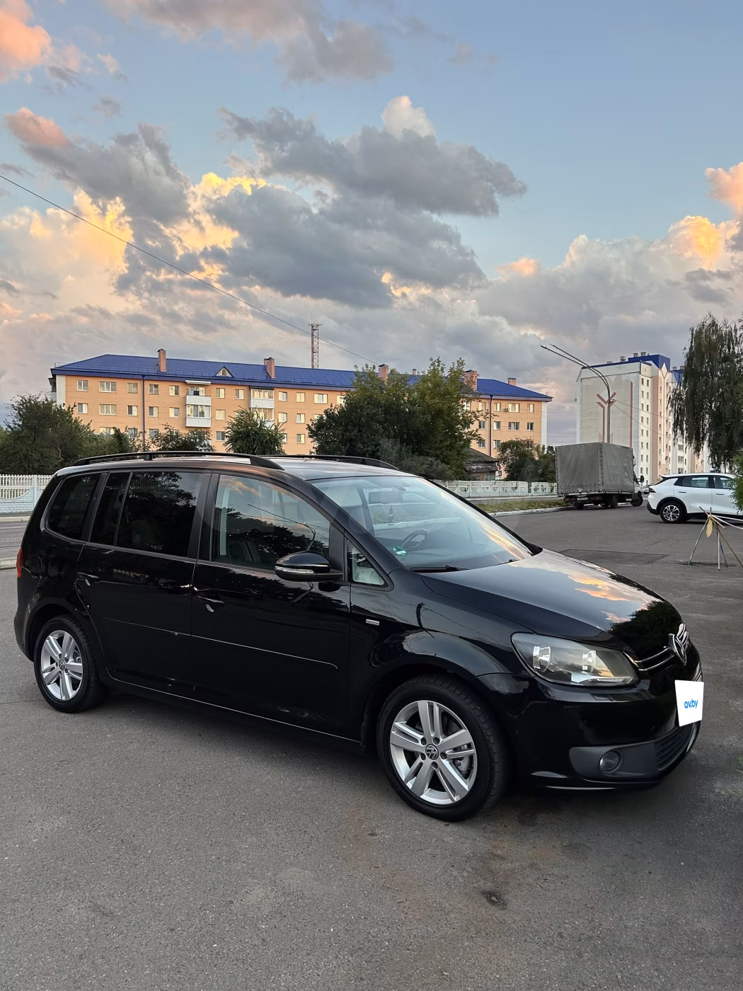 Volkswagen Touran фото 9