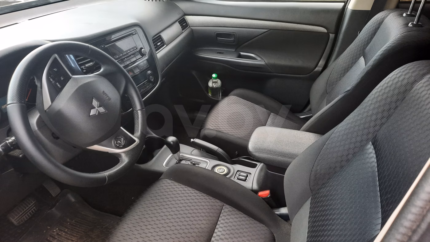 Mitsubishi Outlander фото 4