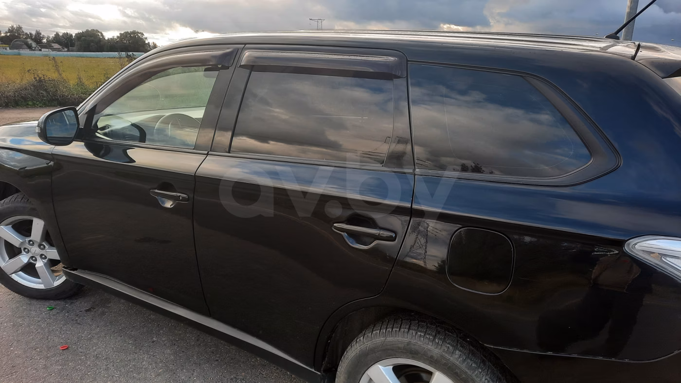 Mitsubishi Outlander фото 6