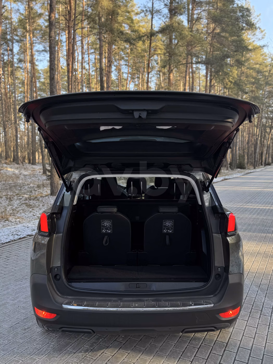 Peugeot 5008 фото 9