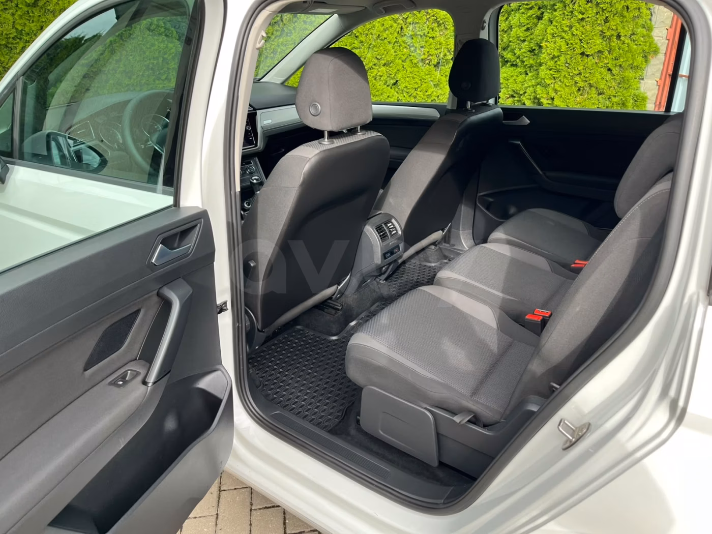 Volkswagen Touran фото 2