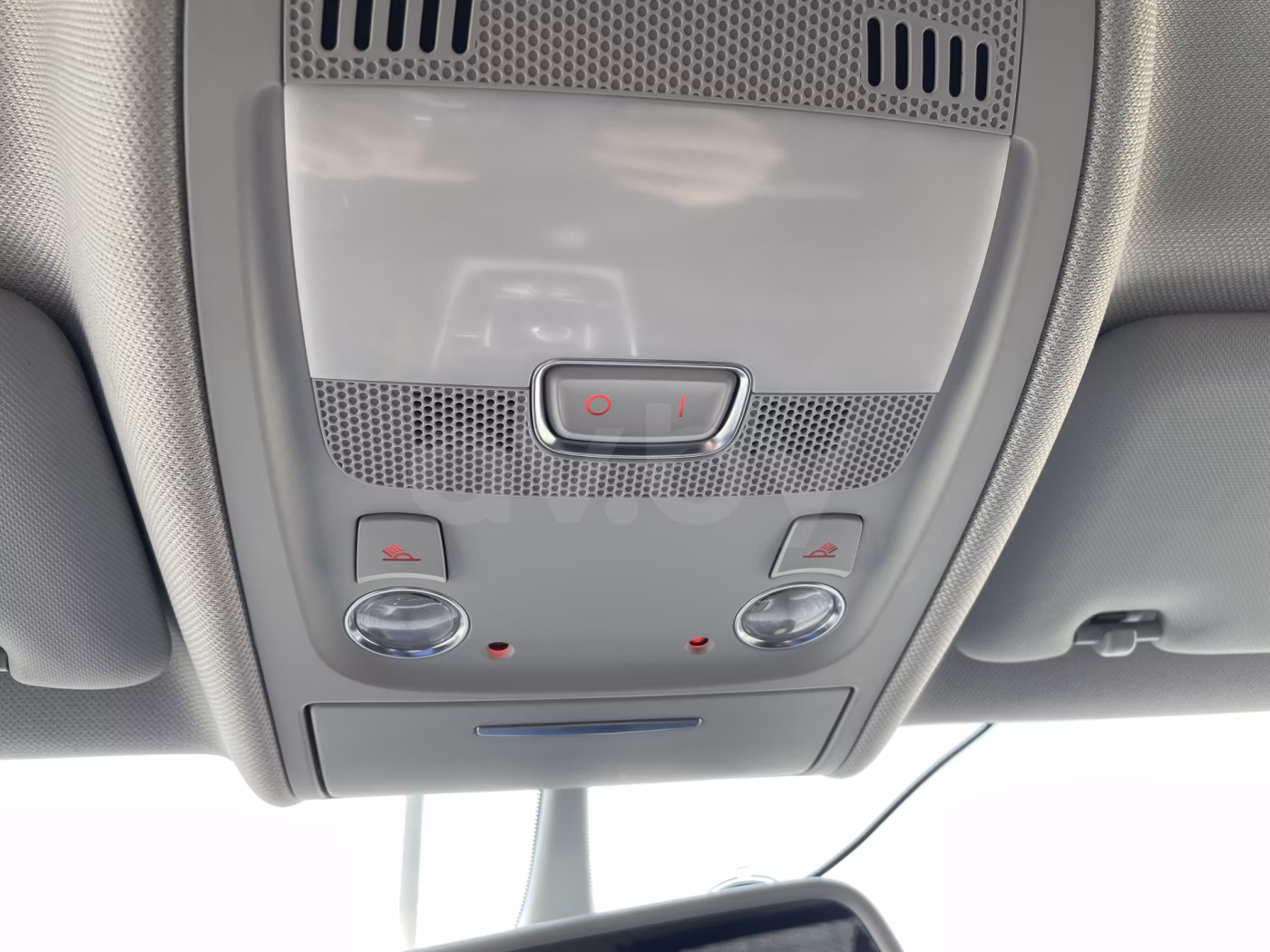 Audi A4 фото 10