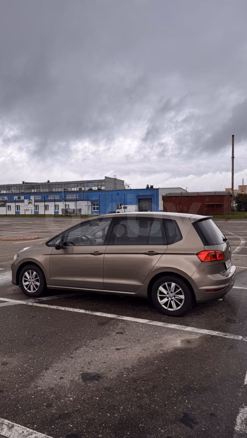 Volkswagen Golf Sportsvan фото 3