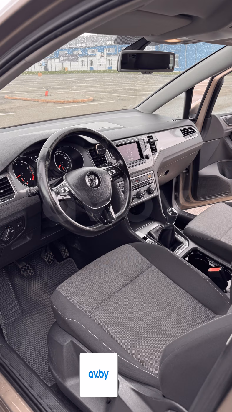 Volkswagen Golf Sportsvan фото 9