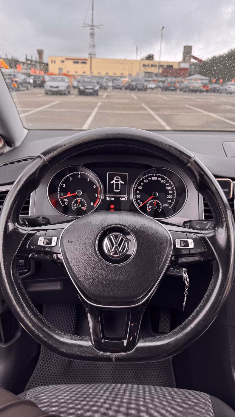 Volkswagen Golf Sportsvan фото 11