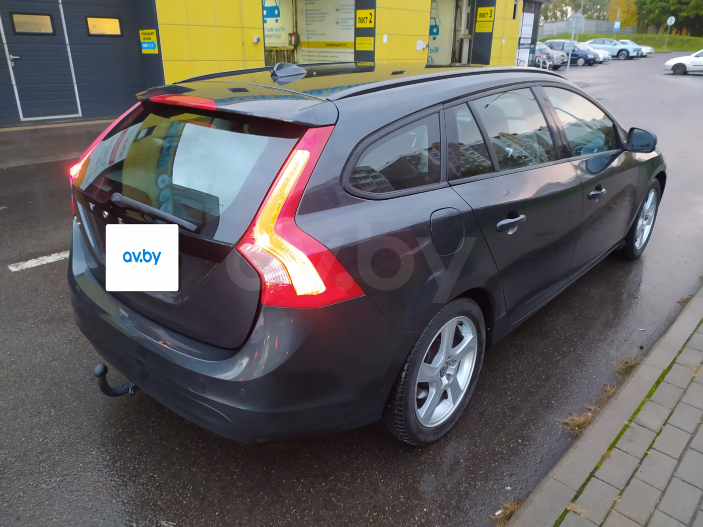 Volvo V60 фото 3