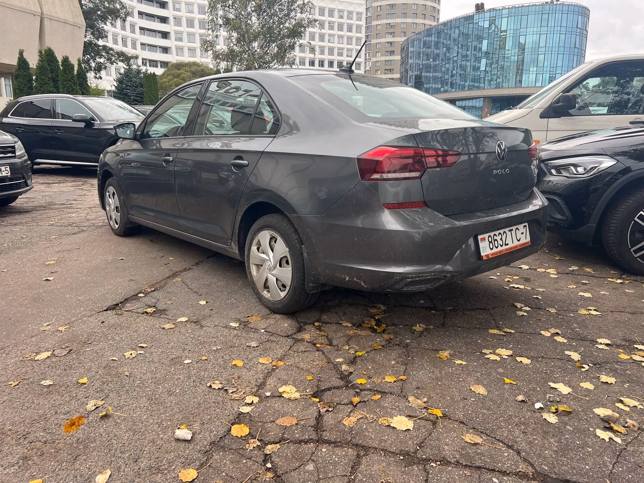 Volkswagen Polo Sedan фото 5
