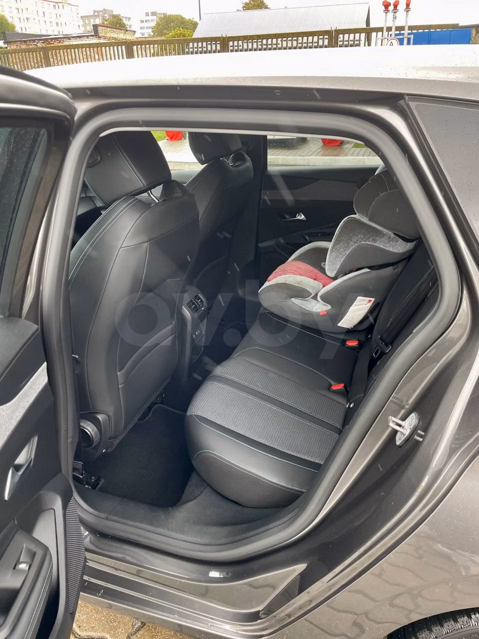 Peugeot 308 фото 9