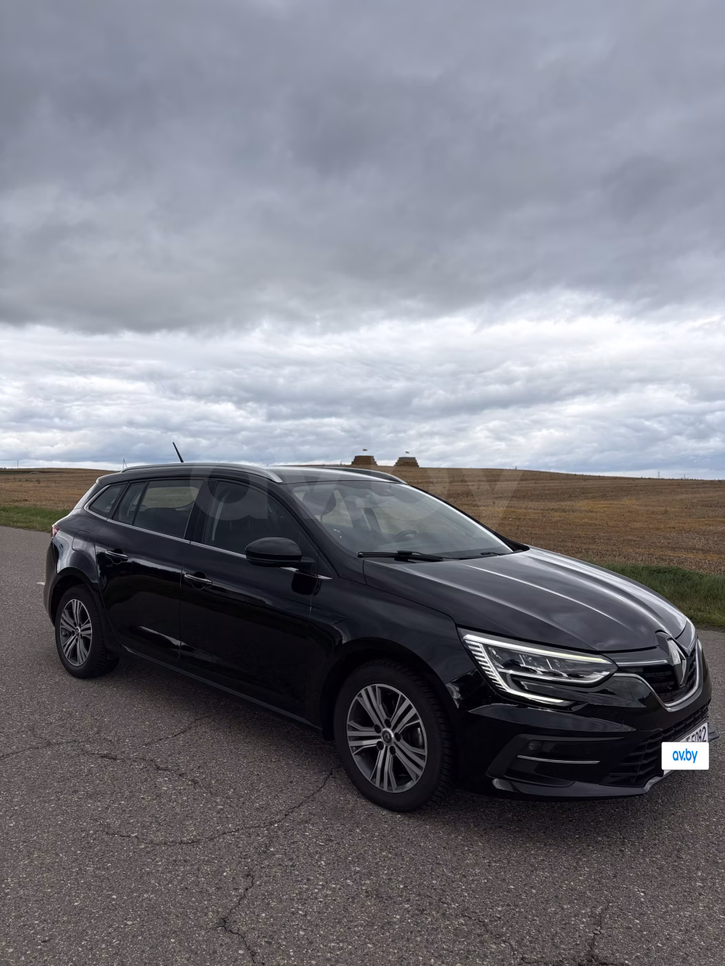 Renault Megane фото 2