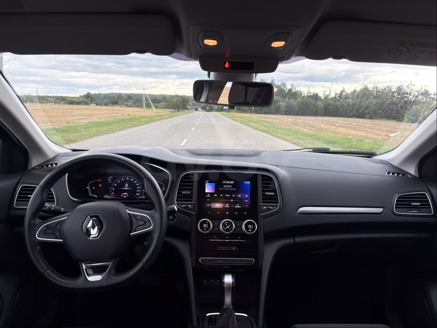 Renault Megane фото 13
