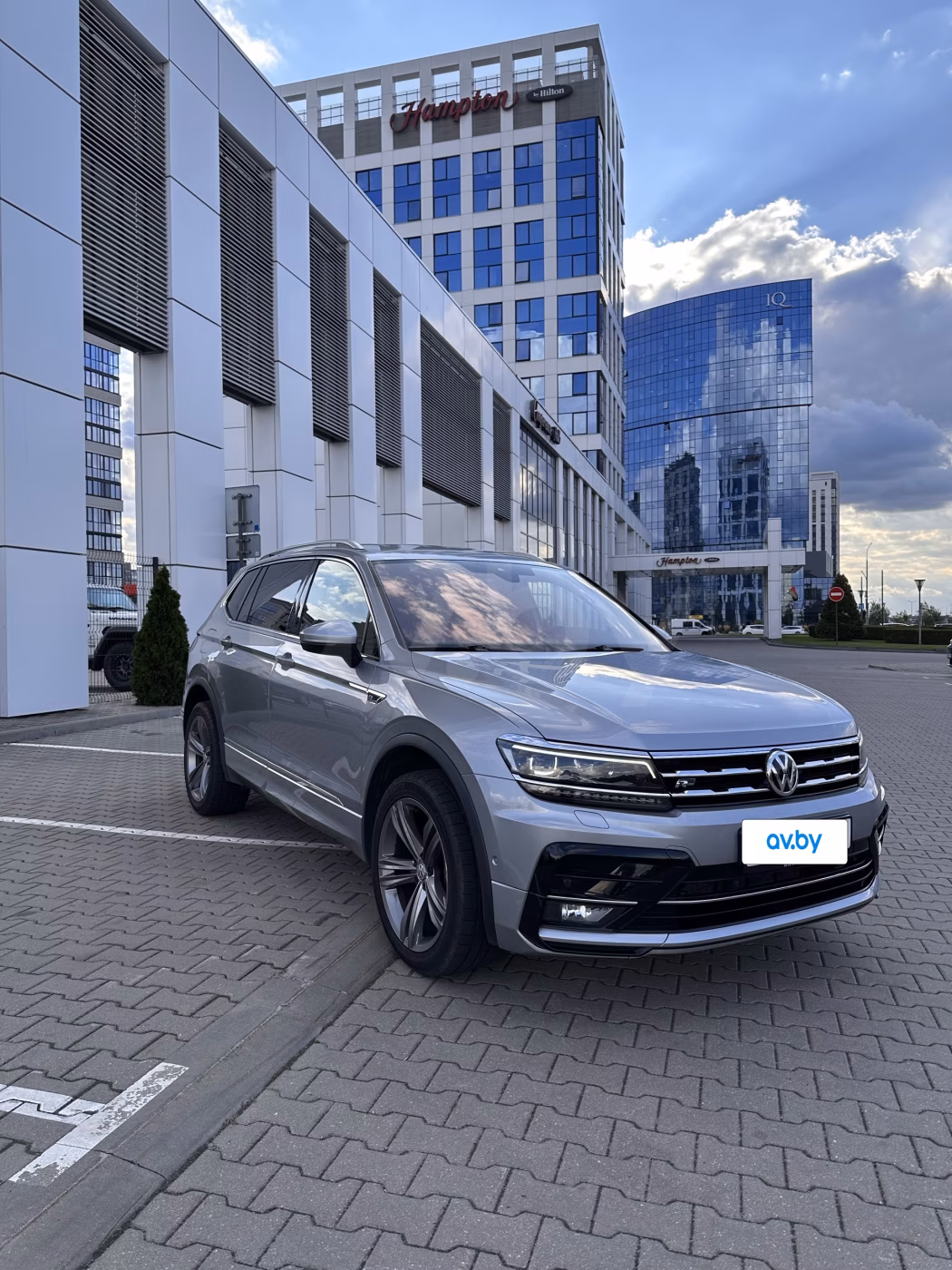 Volkswagen Tiguan Allspace фото 9