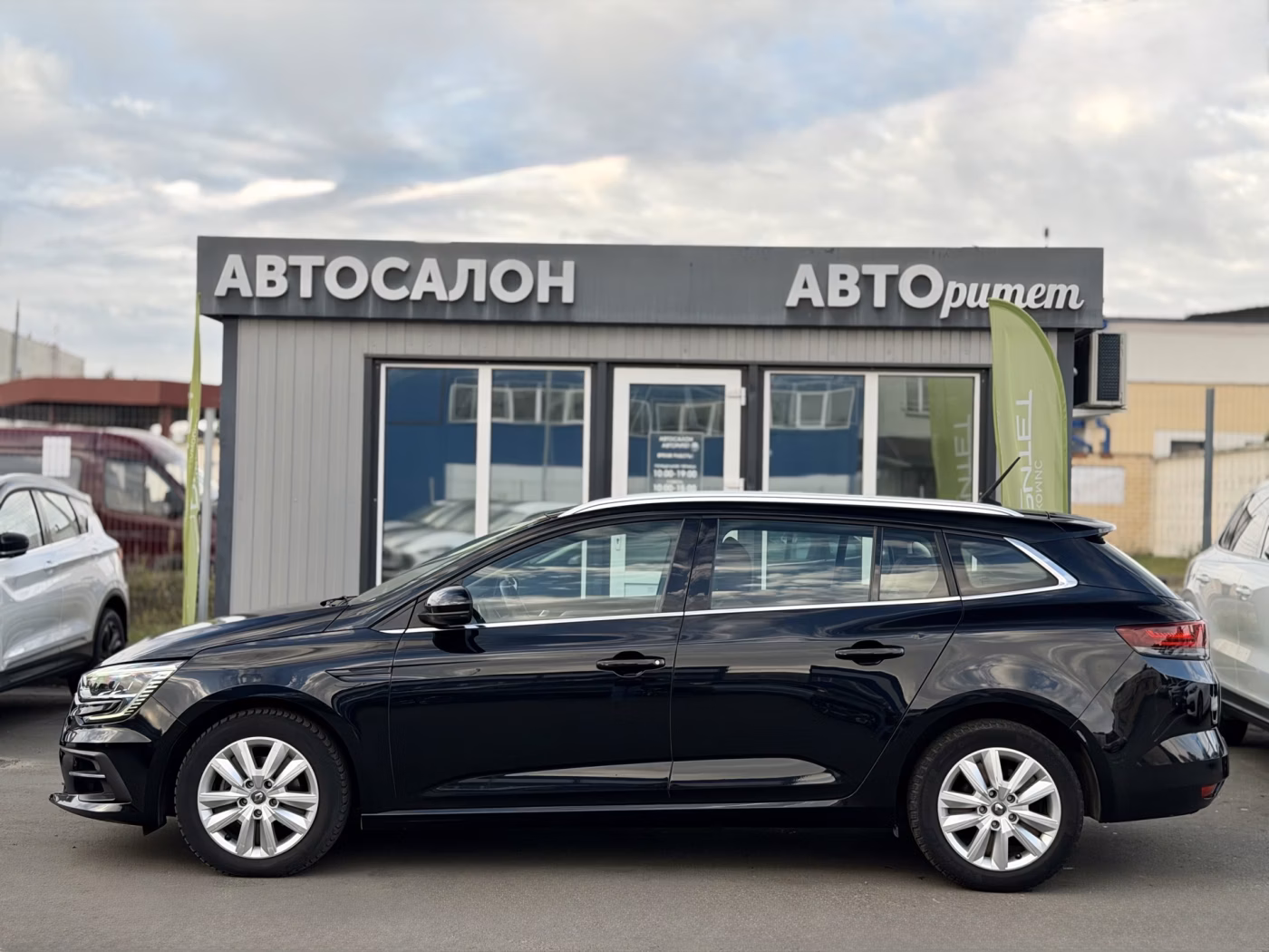 Renault Megane фото 10