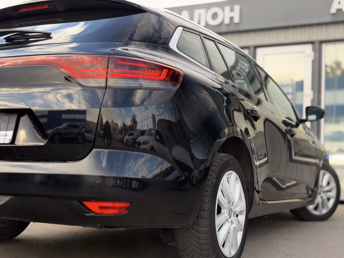 Renault Megane фото 13