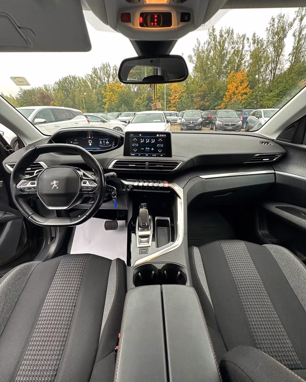 Peugeot 3008 фото 9