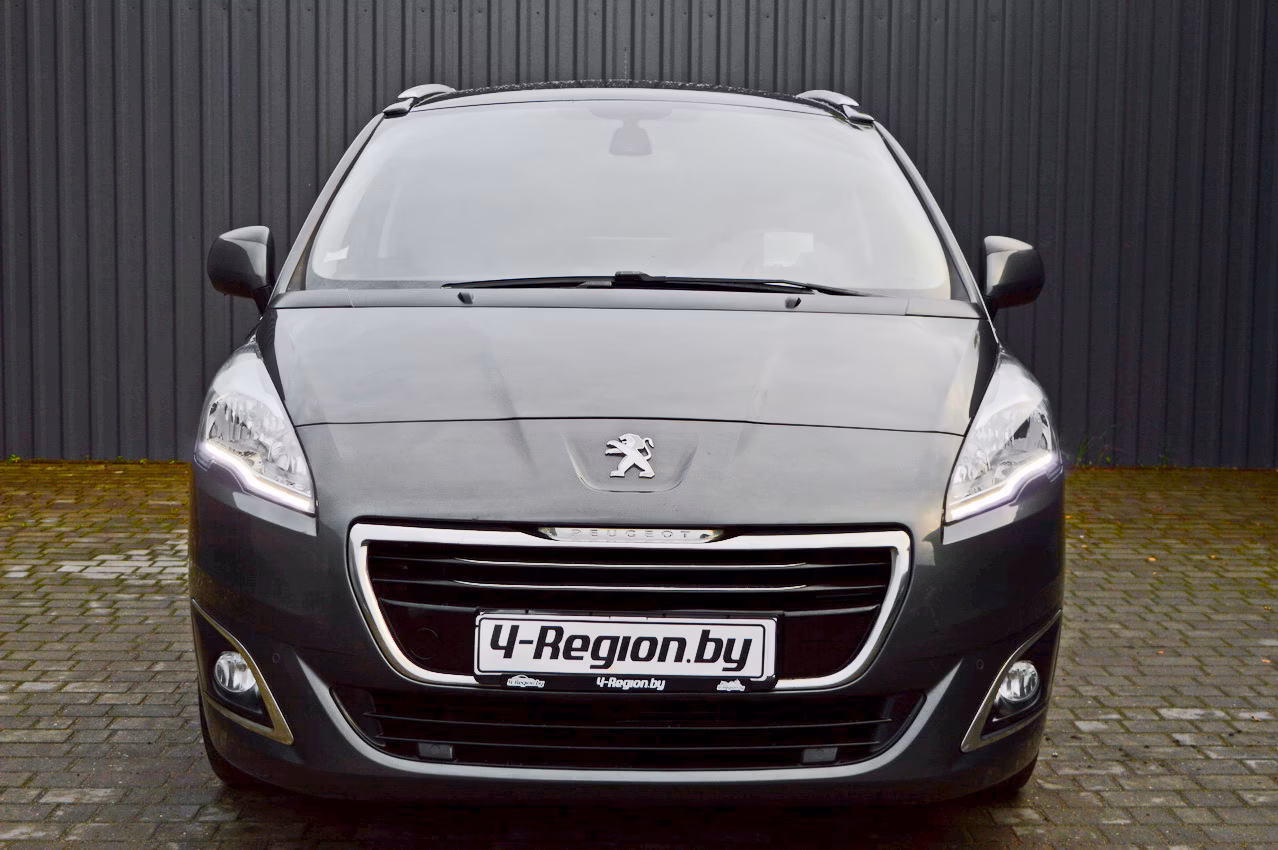 Peugeot 5008 фото 3