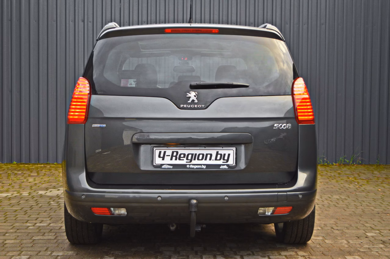 Peugeot 5008 фото 6