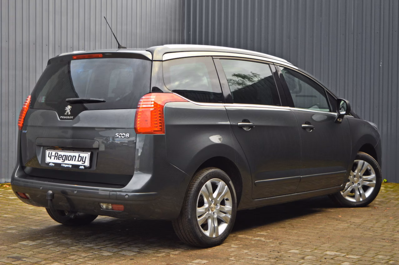 Peugeot 5008 фото 7