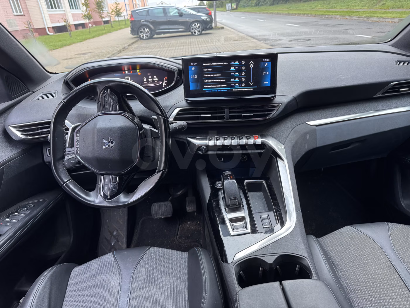 Peugeot 5008 фото 11