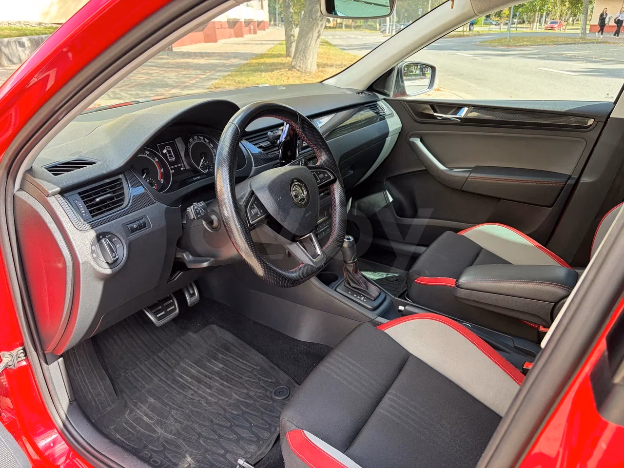 Skoda Rapid фото 19