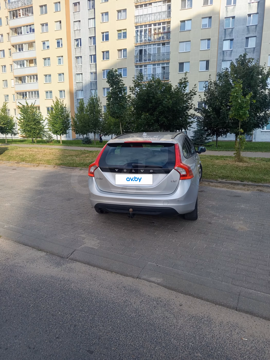 Volvo V60 фото 2