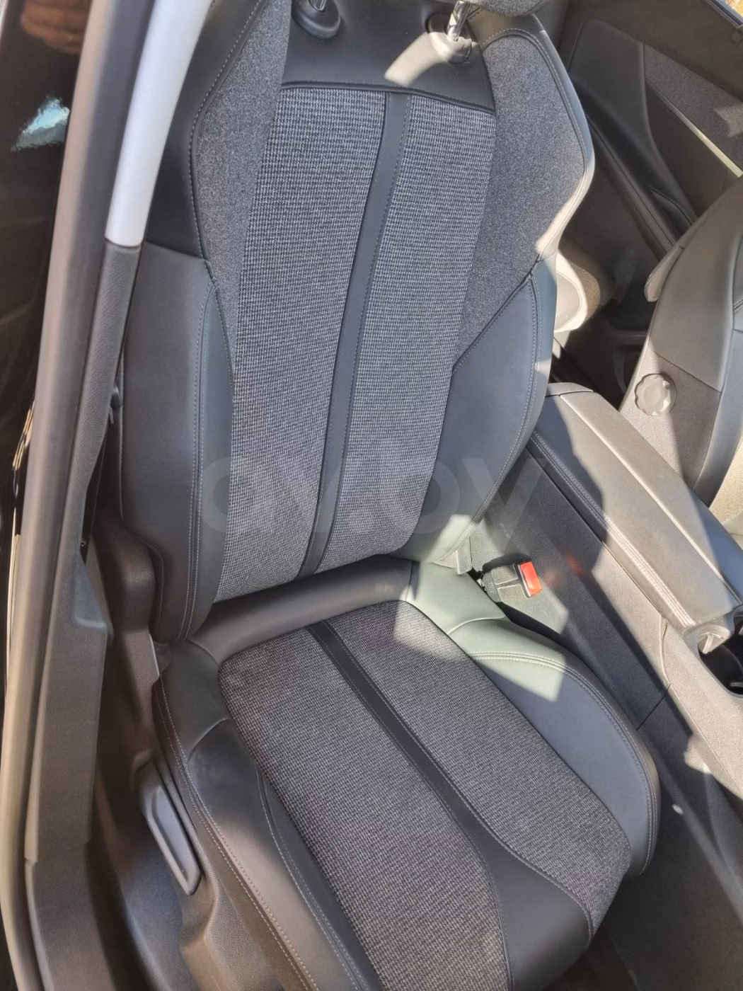 Peugeot 5008 фото 4