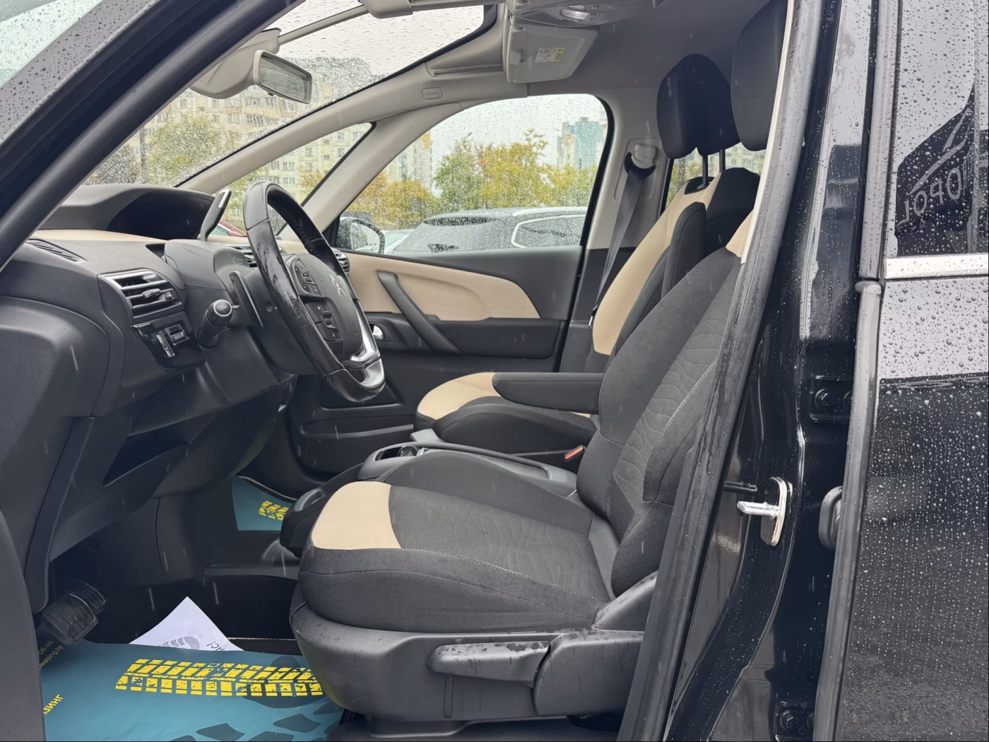 Citroen C4 Picasso фото 10