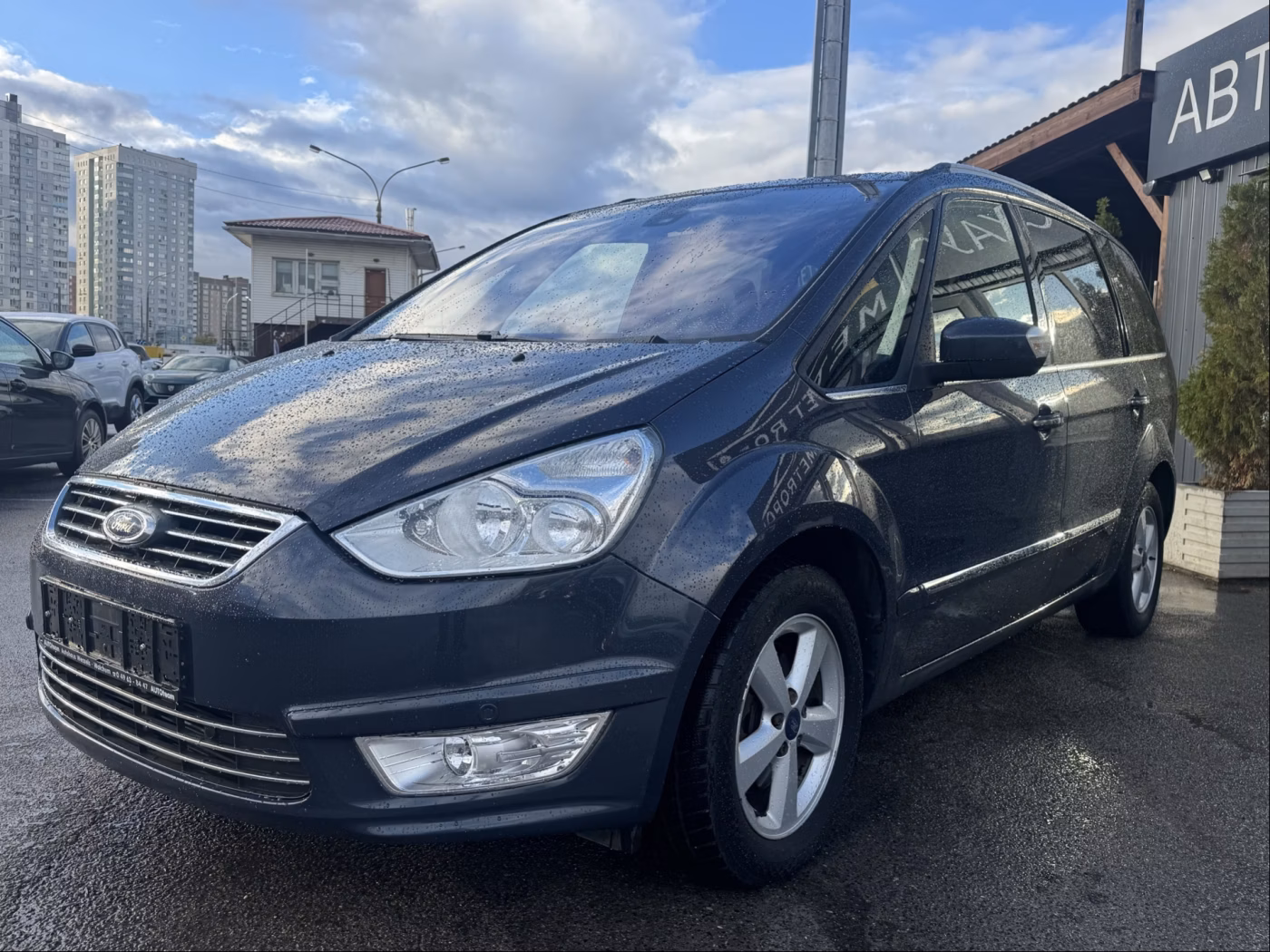 Ford Galaxy фото 3