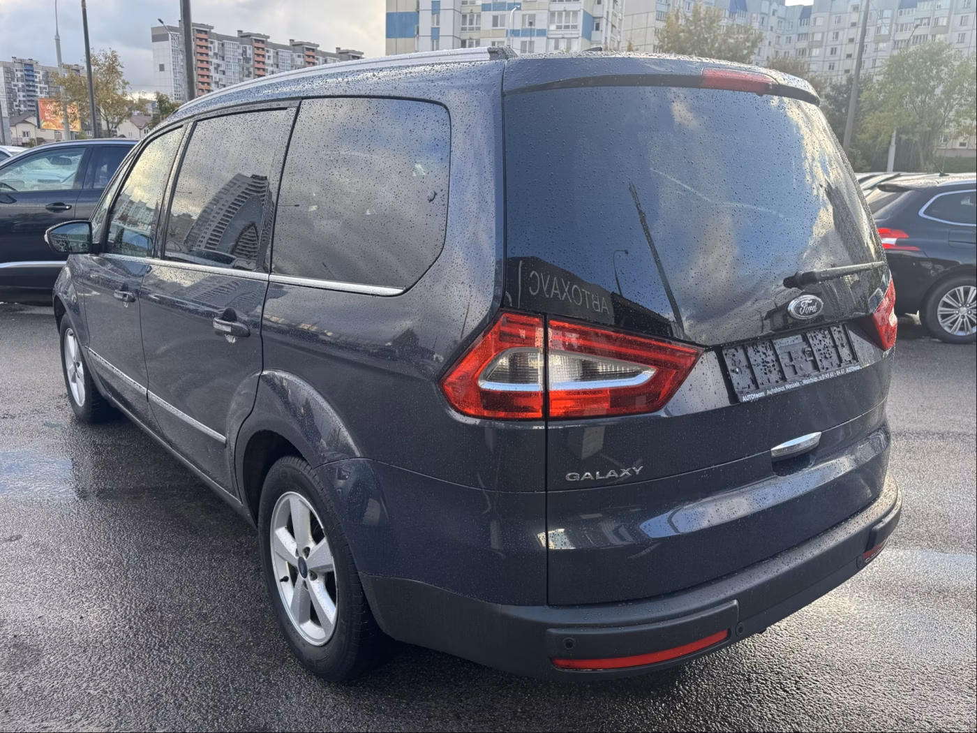 Ford Galaxy фото 5