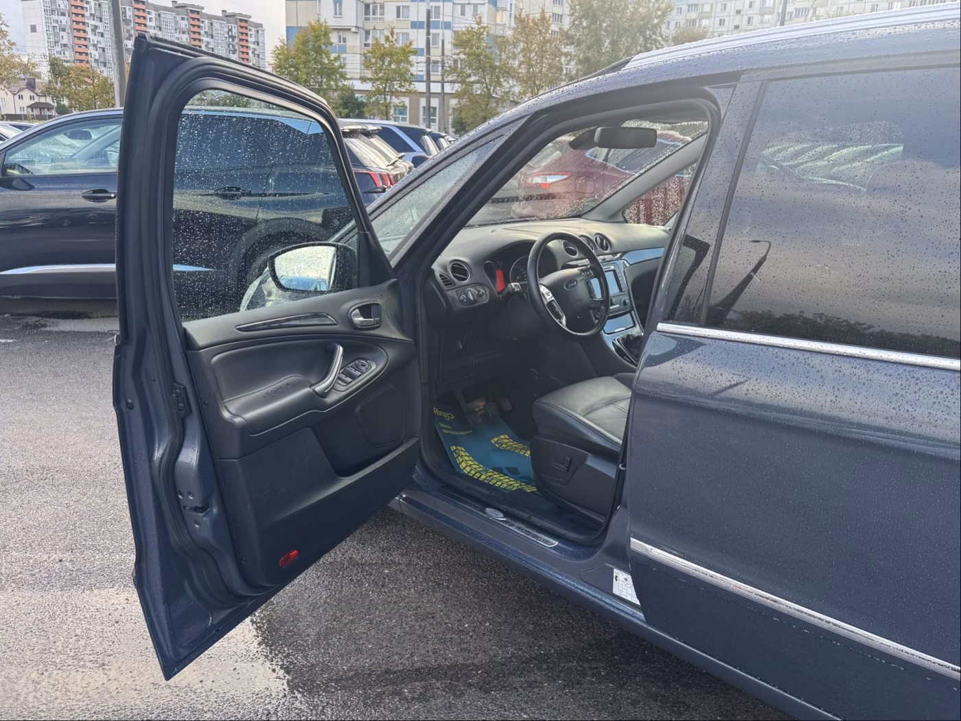 Ford Galaxy фото 9