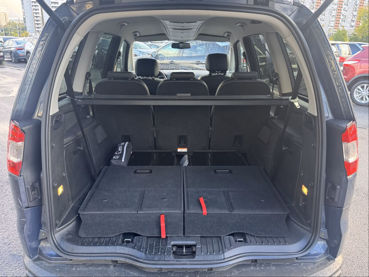 Ford Galaxy фото 15