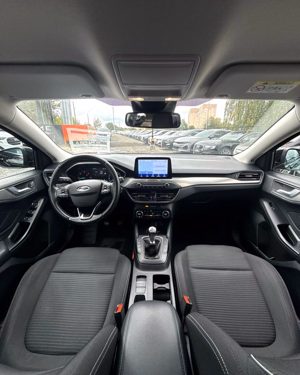 Ford Focus фото 12