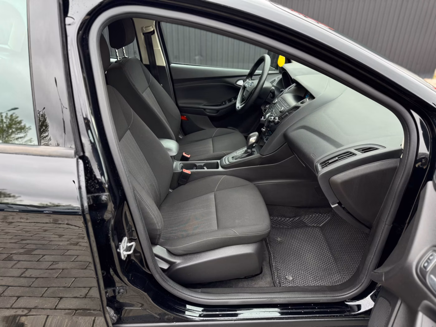 Ford Focus фото 11