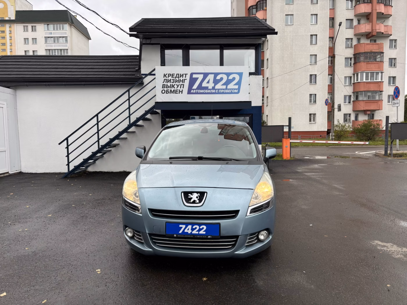 Peugeot 5008 фото 2
