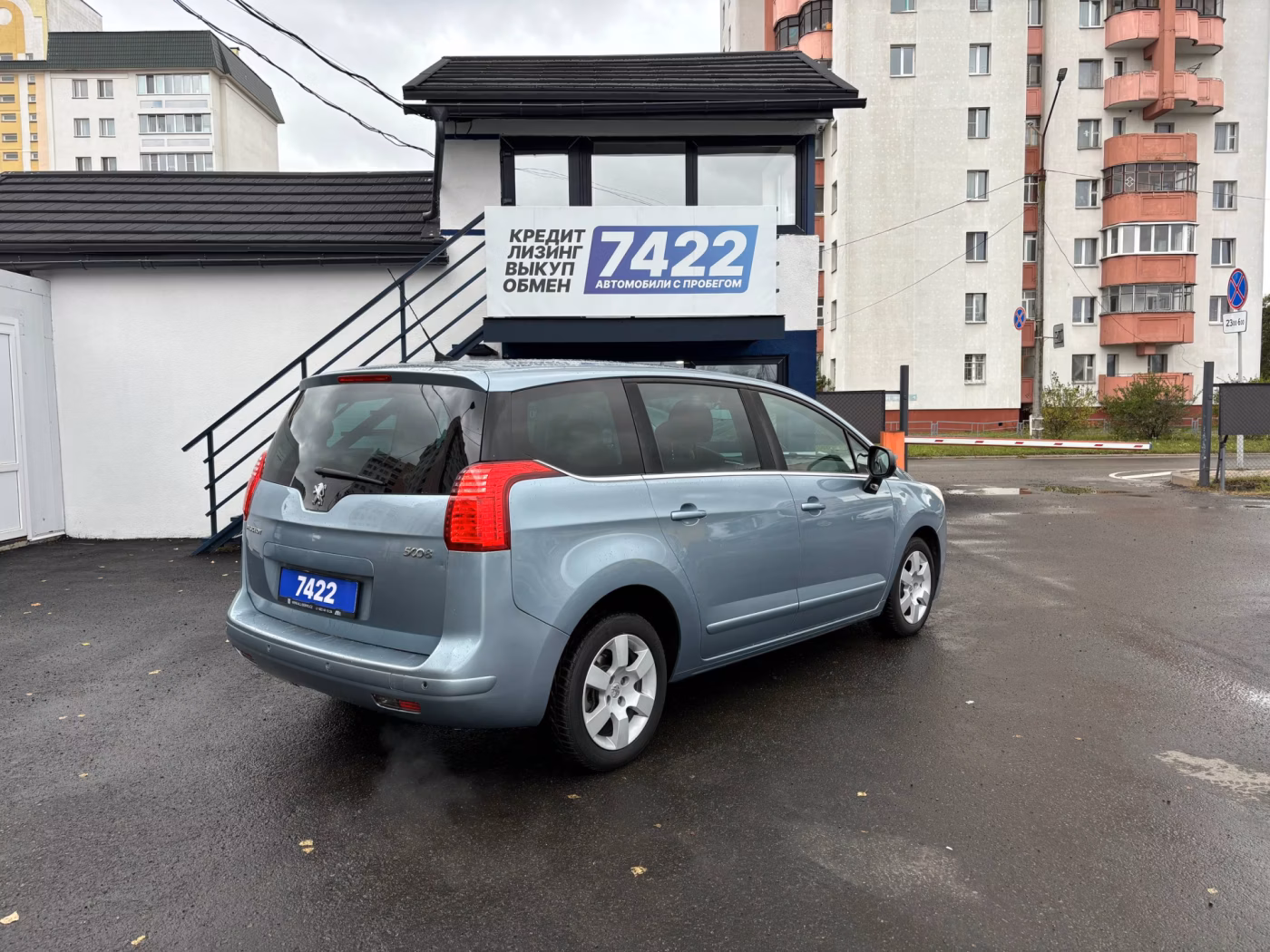 Peugeot 5008 фото 5
