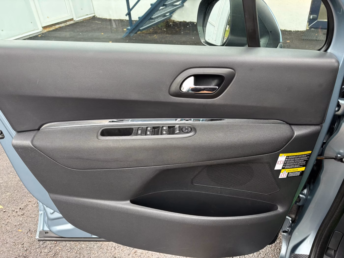 Peugeot 5008 фото 15