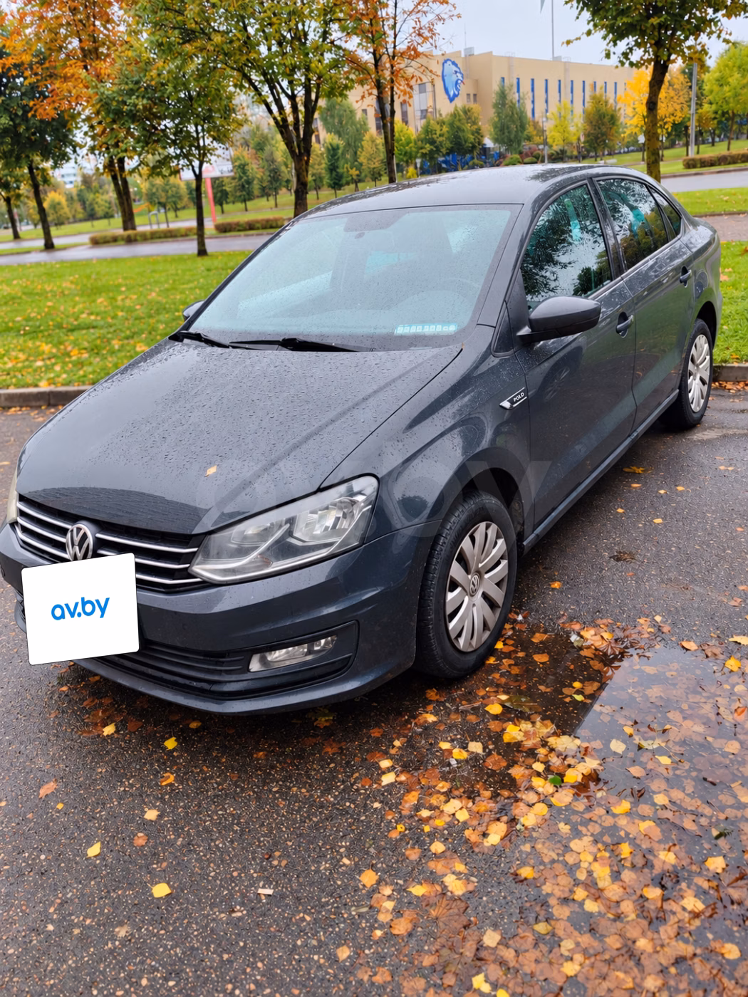 Volkswagen Polo Sedan фото 3