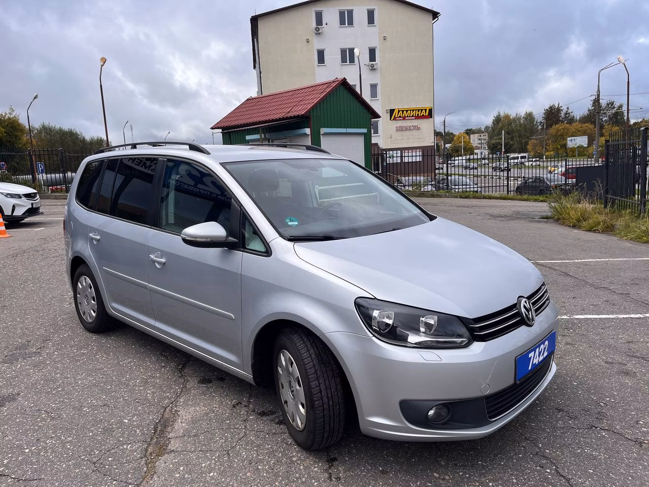 Volkswagen Touran фото 2