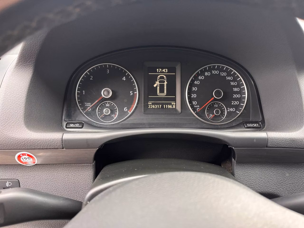 Volkswagen Touran фото 12