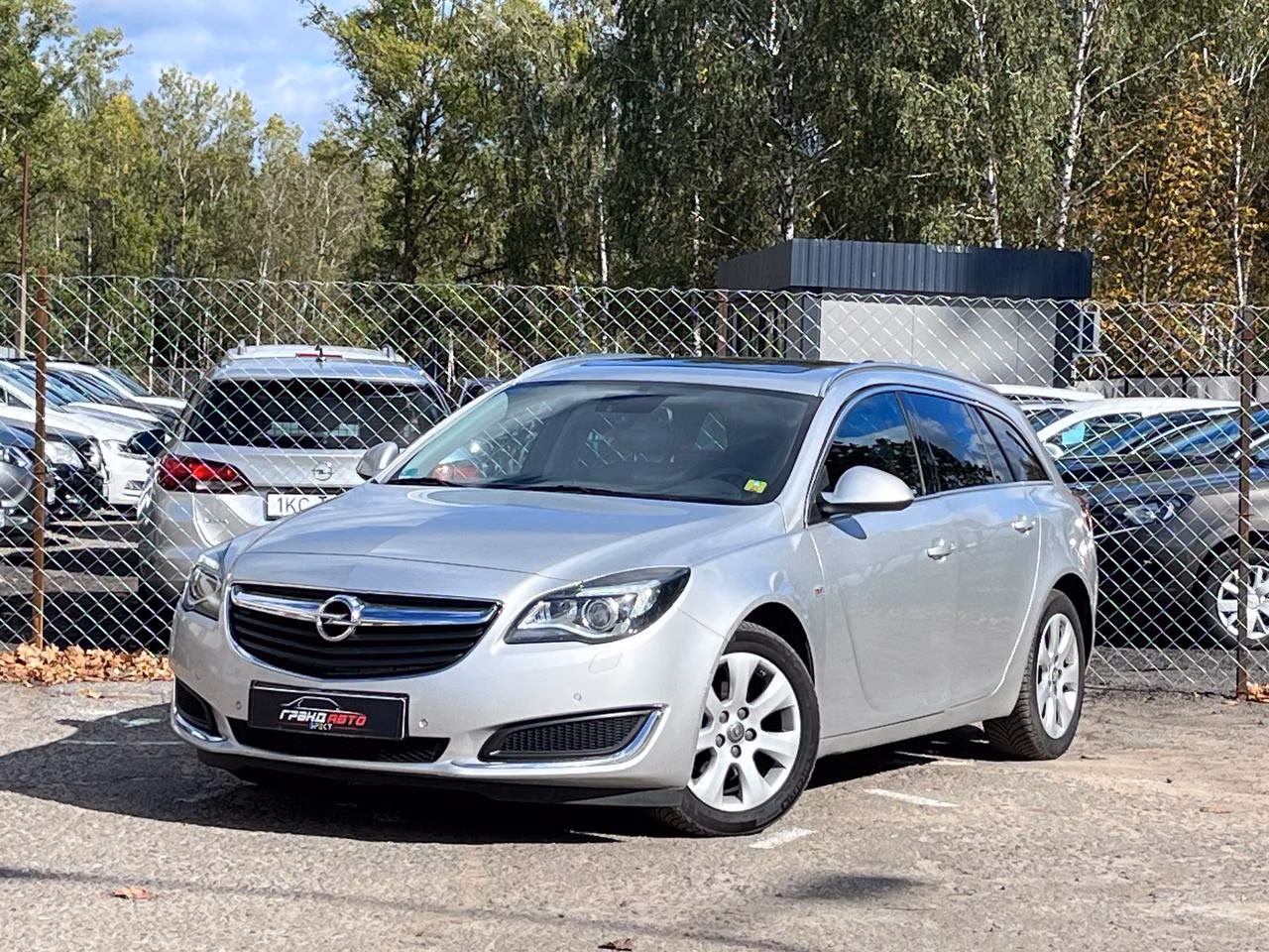 Opel Insignia фото 2