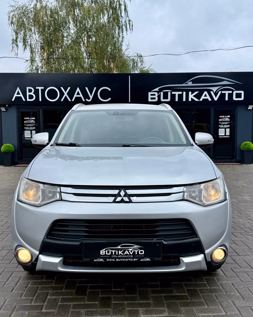 Mitsubishi Outlander фото 2