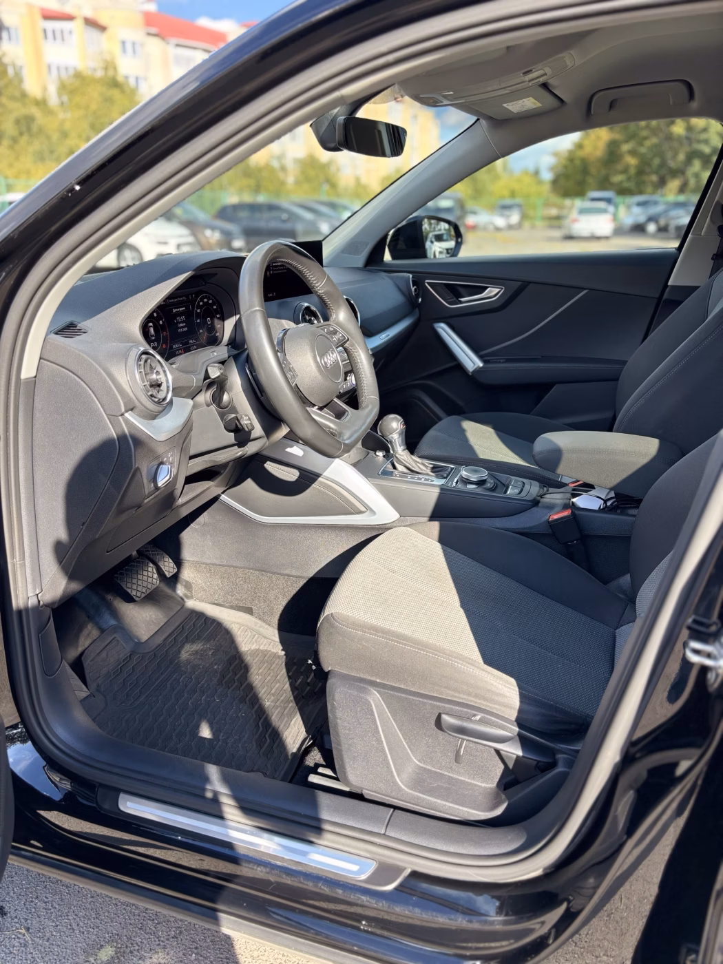Audi Q2 фото 7
