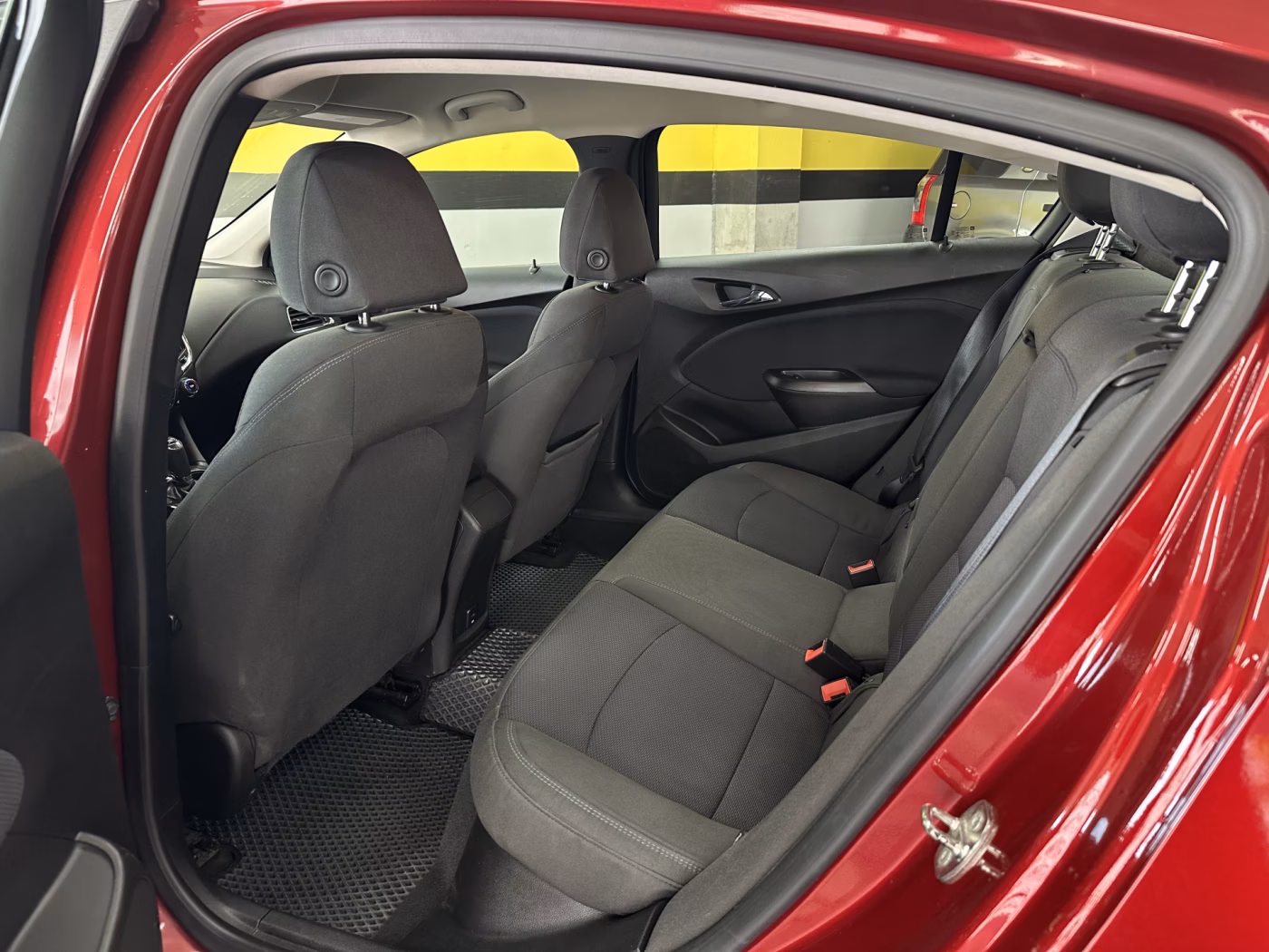 Chevrolet Cruze фото 16