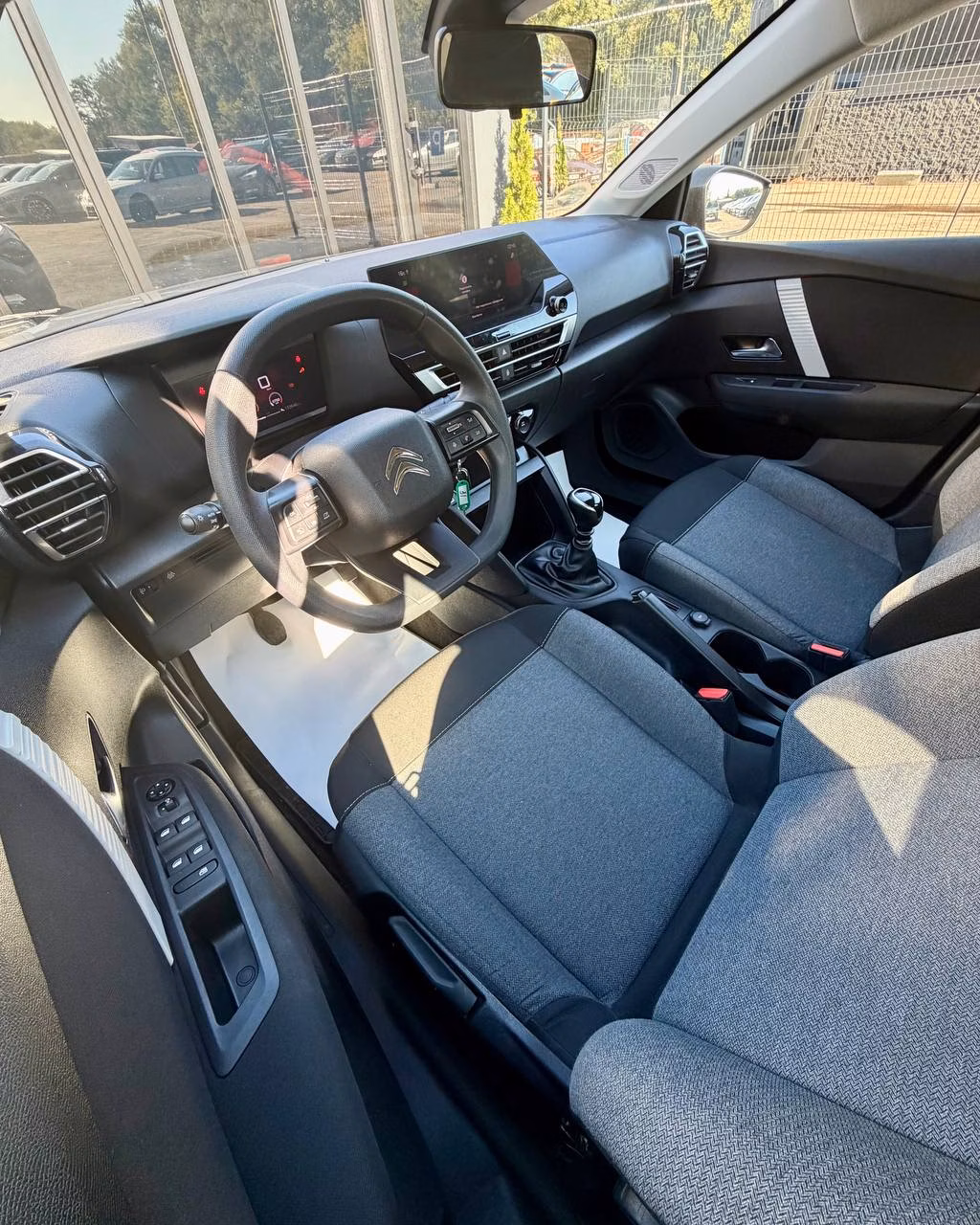 Citroen C4 фото 10