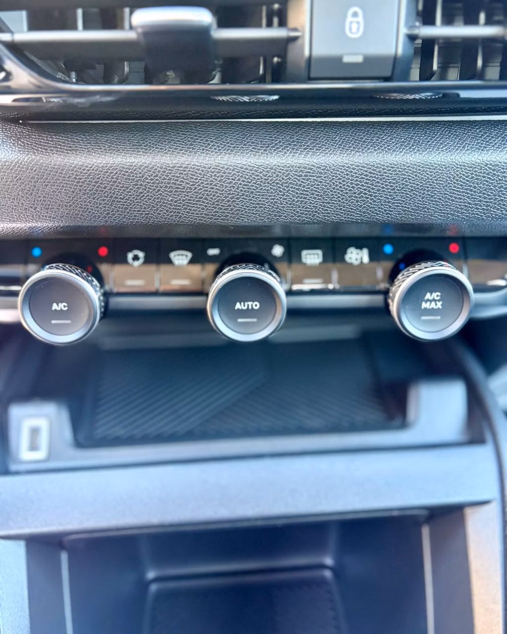 Citroen C4 фото 17