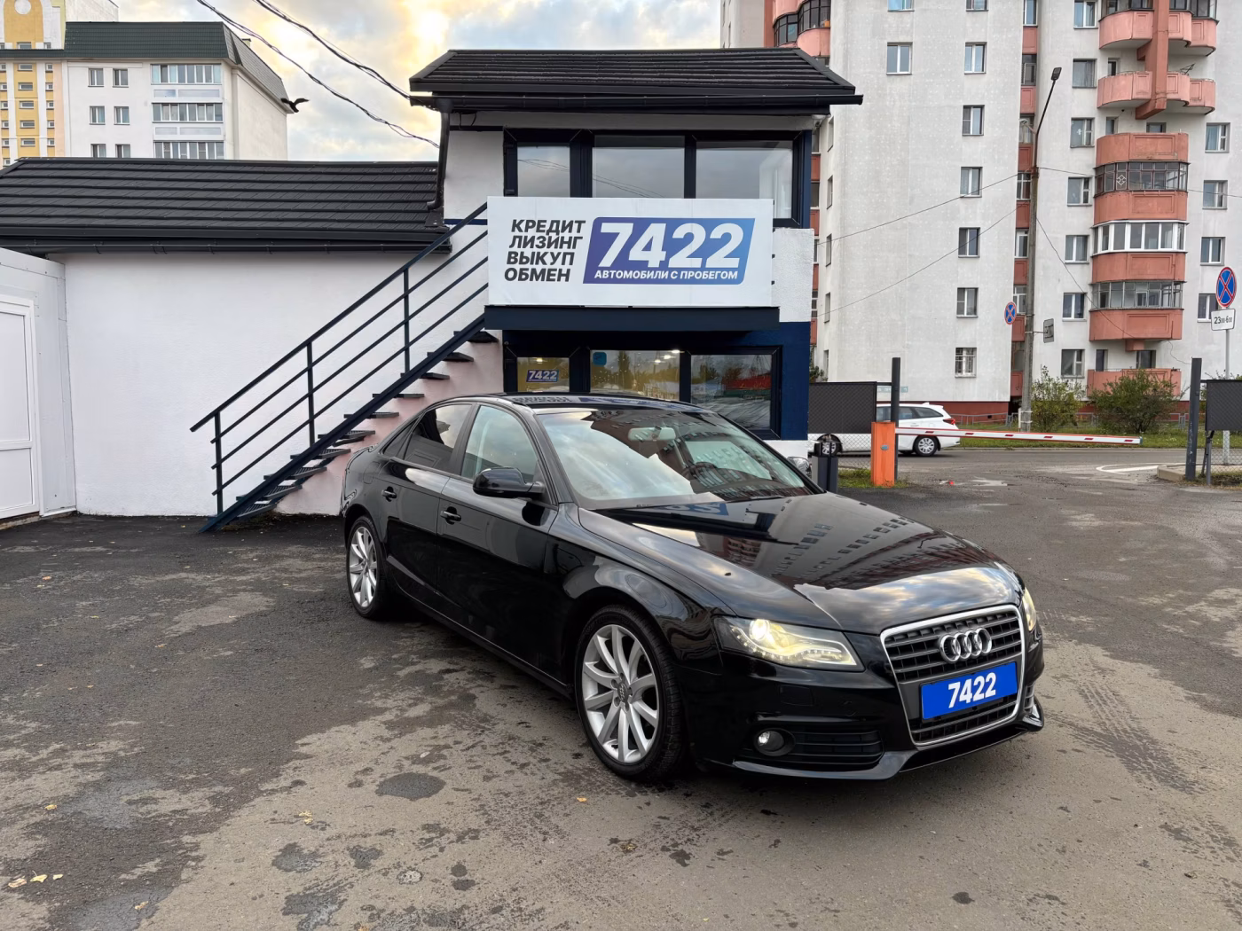 Audi A4 фото 3