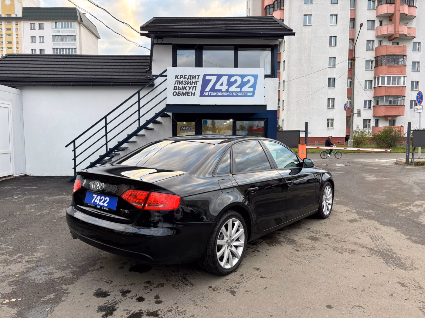 Audi A4 фото 5