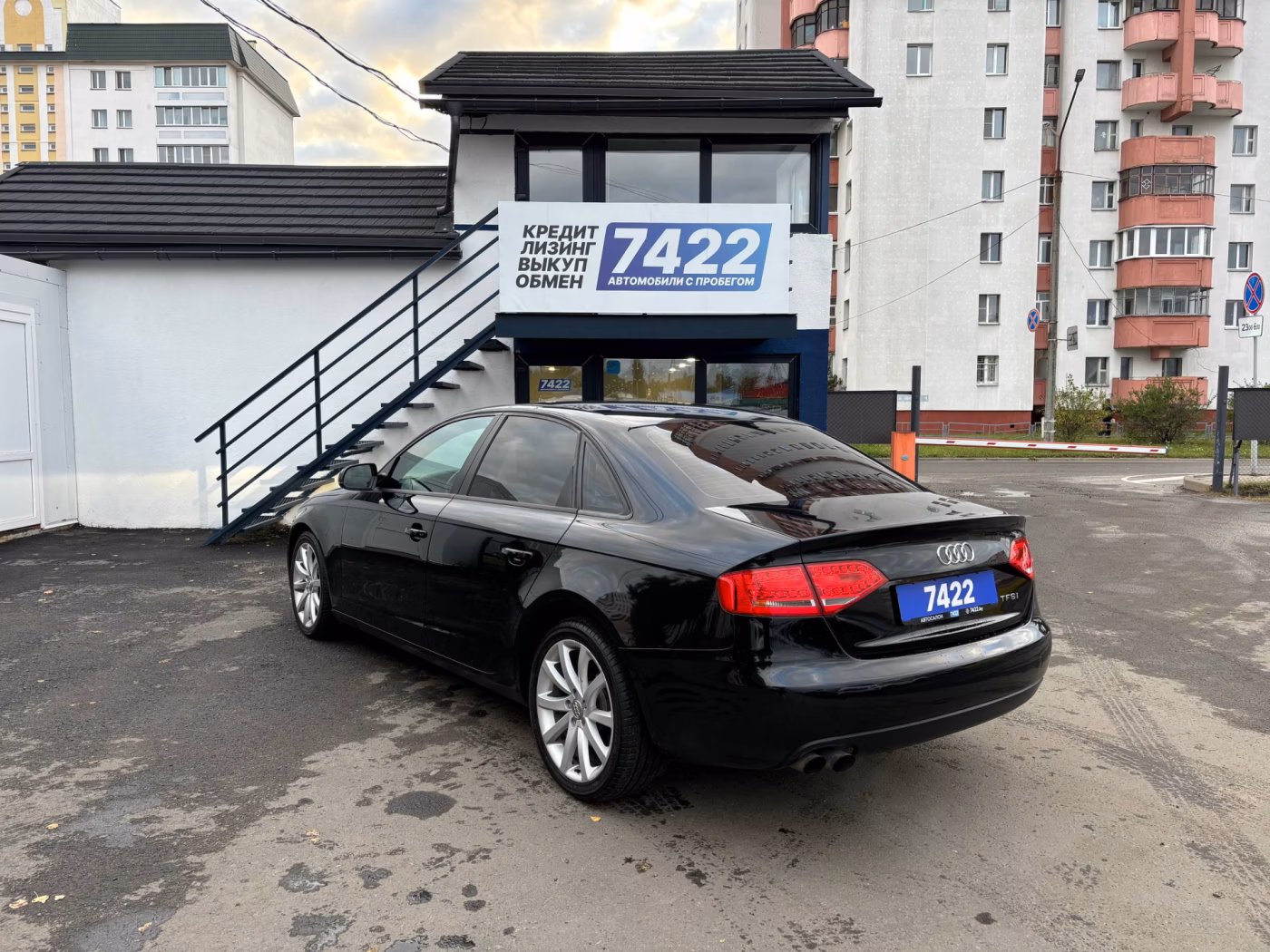Audi A4 фото 6